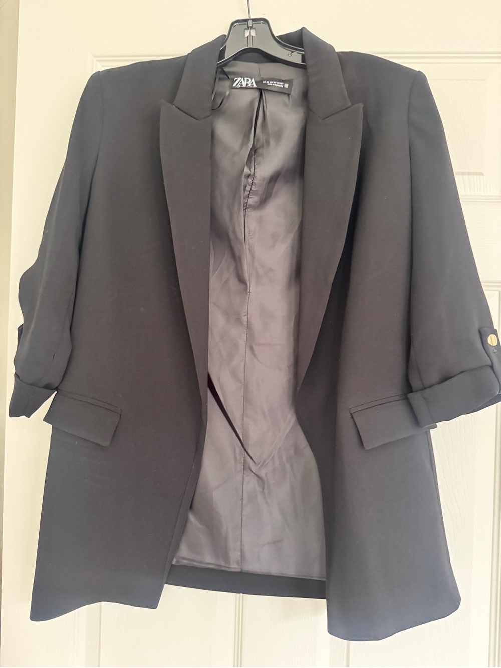 ZARA Black Women's Open-Front Blazer with Rolled Sleeves